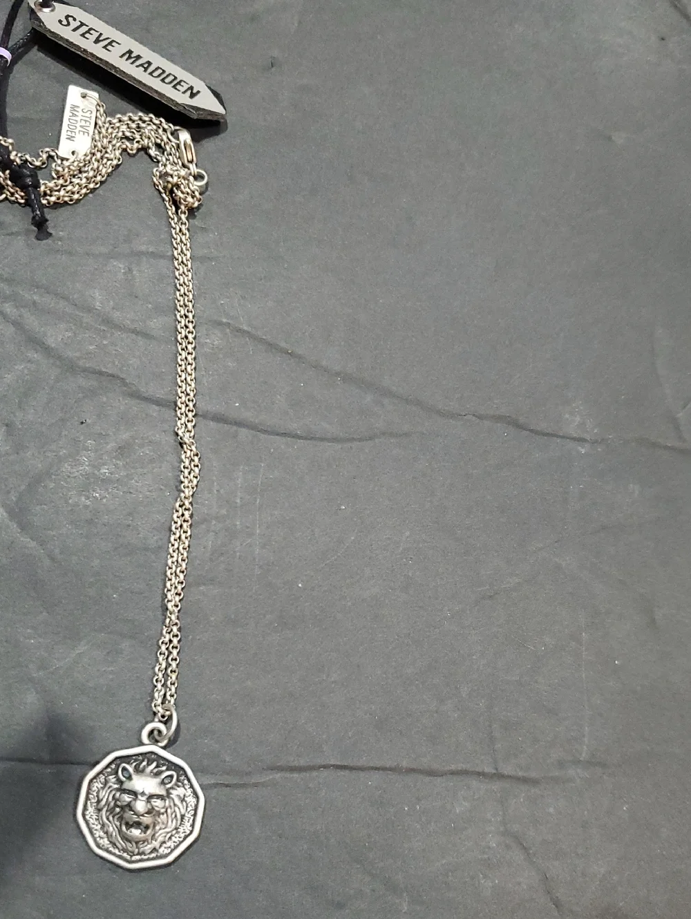 Steve Madden Men's Oxidized Lion Head‎ Coin Pendant Stainless steel Necklace new